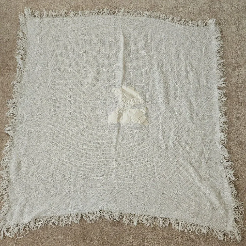 VTG Solid White Baby Blanket Acrylic Fringe Knit 34x34 Satin Sheep Lamb READ